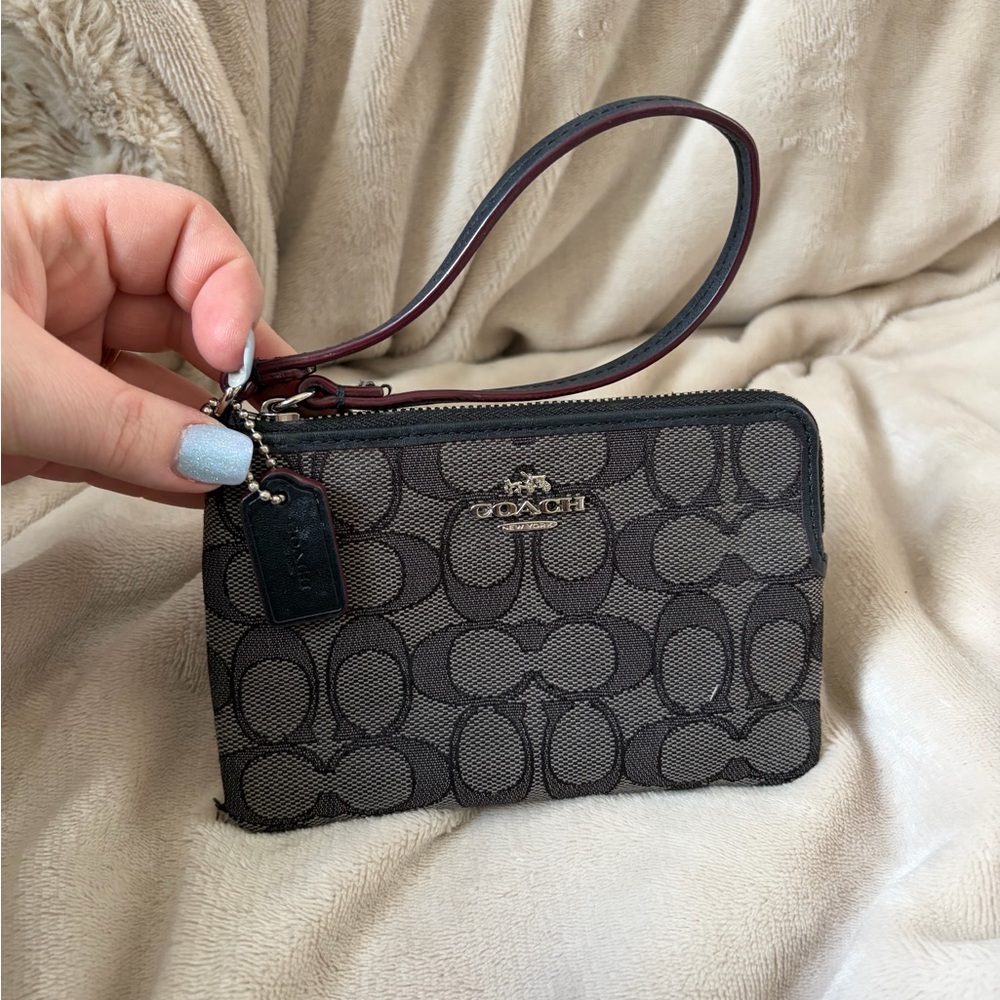 Coach Kelsey Brown Signature Canvas Tote with Matching Crossbody Pouch - Picture 7 of 14